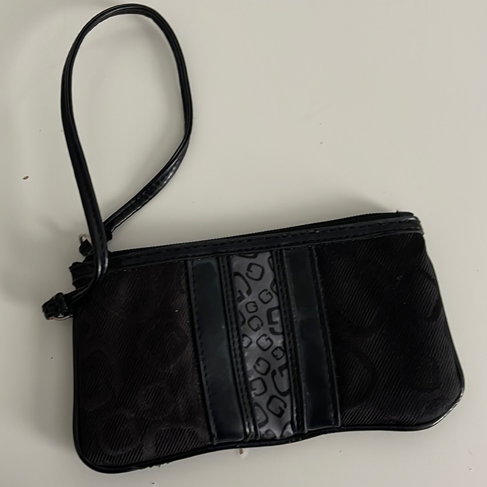 Guess Wristlet